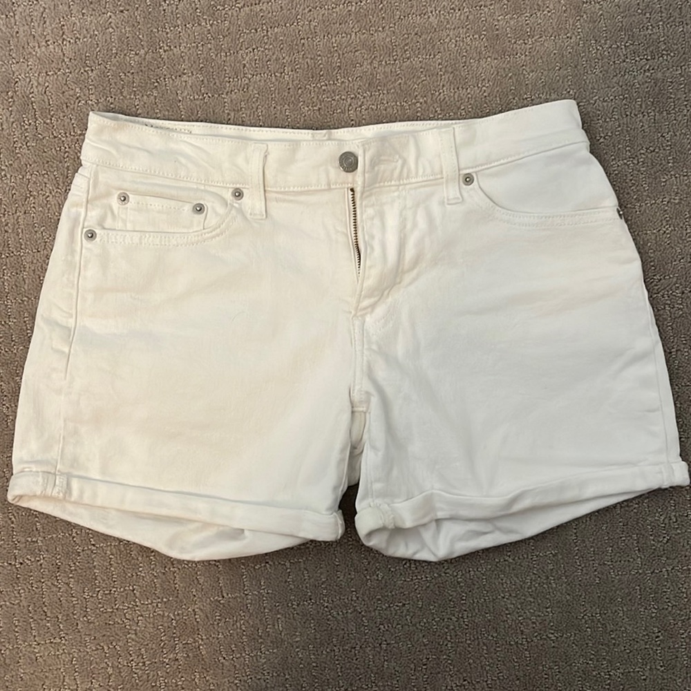Levi shorts size 29 with 5” inseam